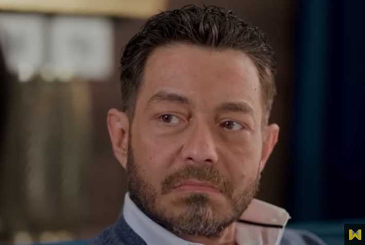 أخبره الأطباء أنه لن يعيش أكثر من شهرين وحاول إبعاد زوجته عنه بعد أن أفلس.. تعرف على أسرار في حياة أبو البنات الذي طردته غادة عبد الرازق من عمل تمثيلي