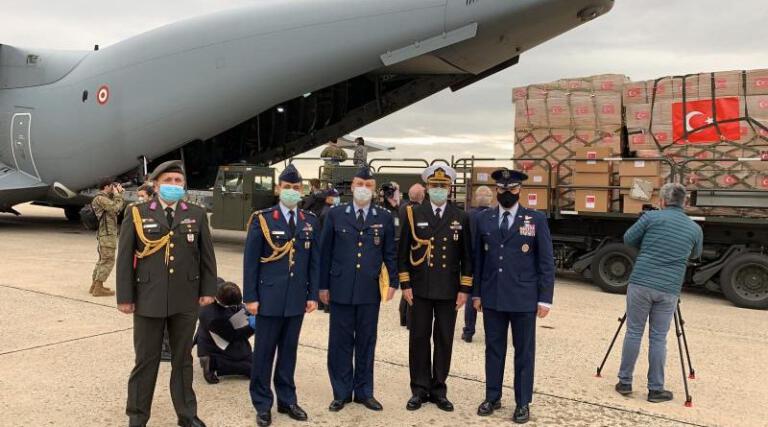 Türkiye’den Gelen Yardımı Karşılayan ABD’li General Bakın Ne Açıklaması Yaptı