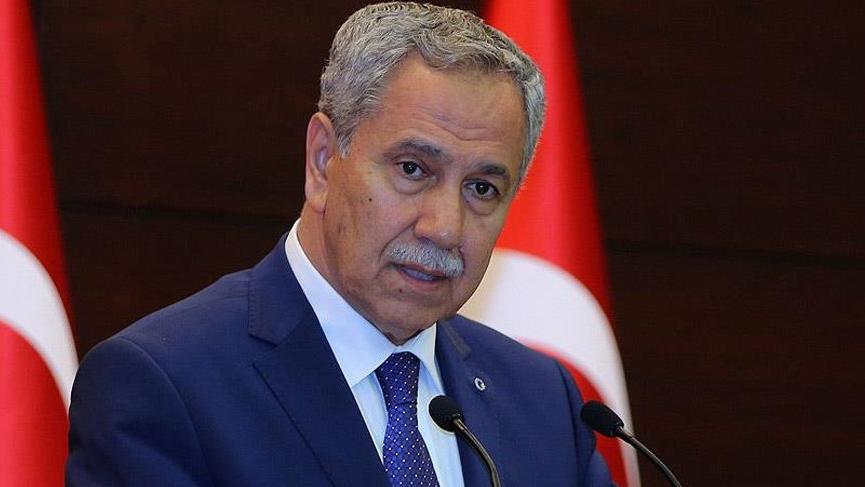 Bülent Arınç tweet attı AKP karıştı
