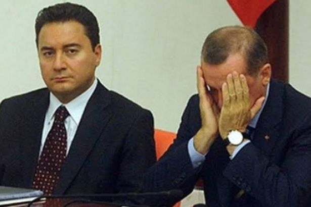 Ali Babacan, AK Parti'den Neden İstifa Ettiğini Açıkladı